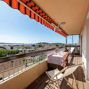 Le Cadet - Vue Panoramique Et Baie De Sur Mer, Parking & Terrasse - 2 A 4 Pers Appartement Sanary-sur-Mer